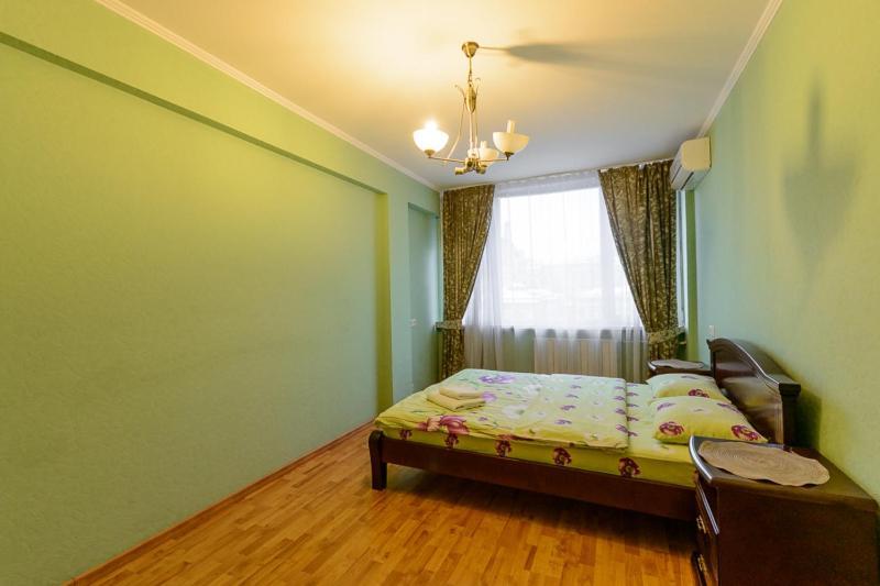 Апартаменти 3-Кімнатні М. Золоті Ворота Kyiv Exterior photo
